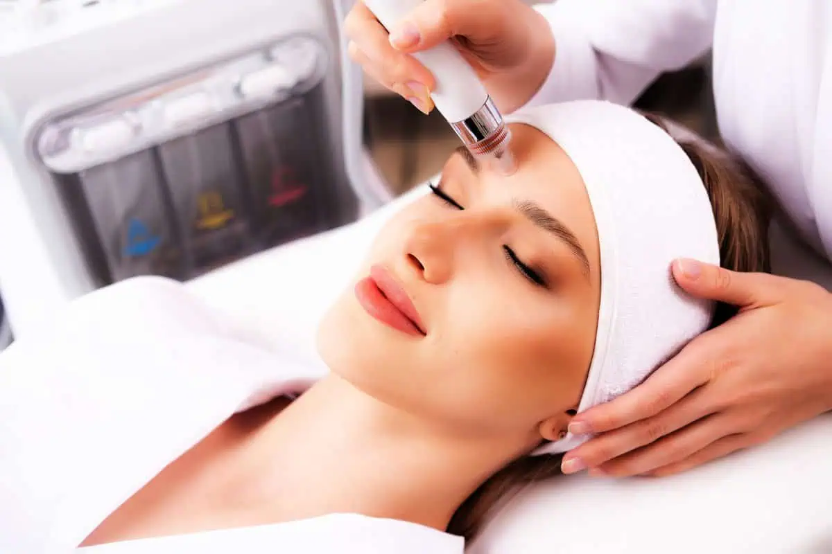 SkinWave Aqua Facial by Honey Glow Health in Bonney Lake, WA