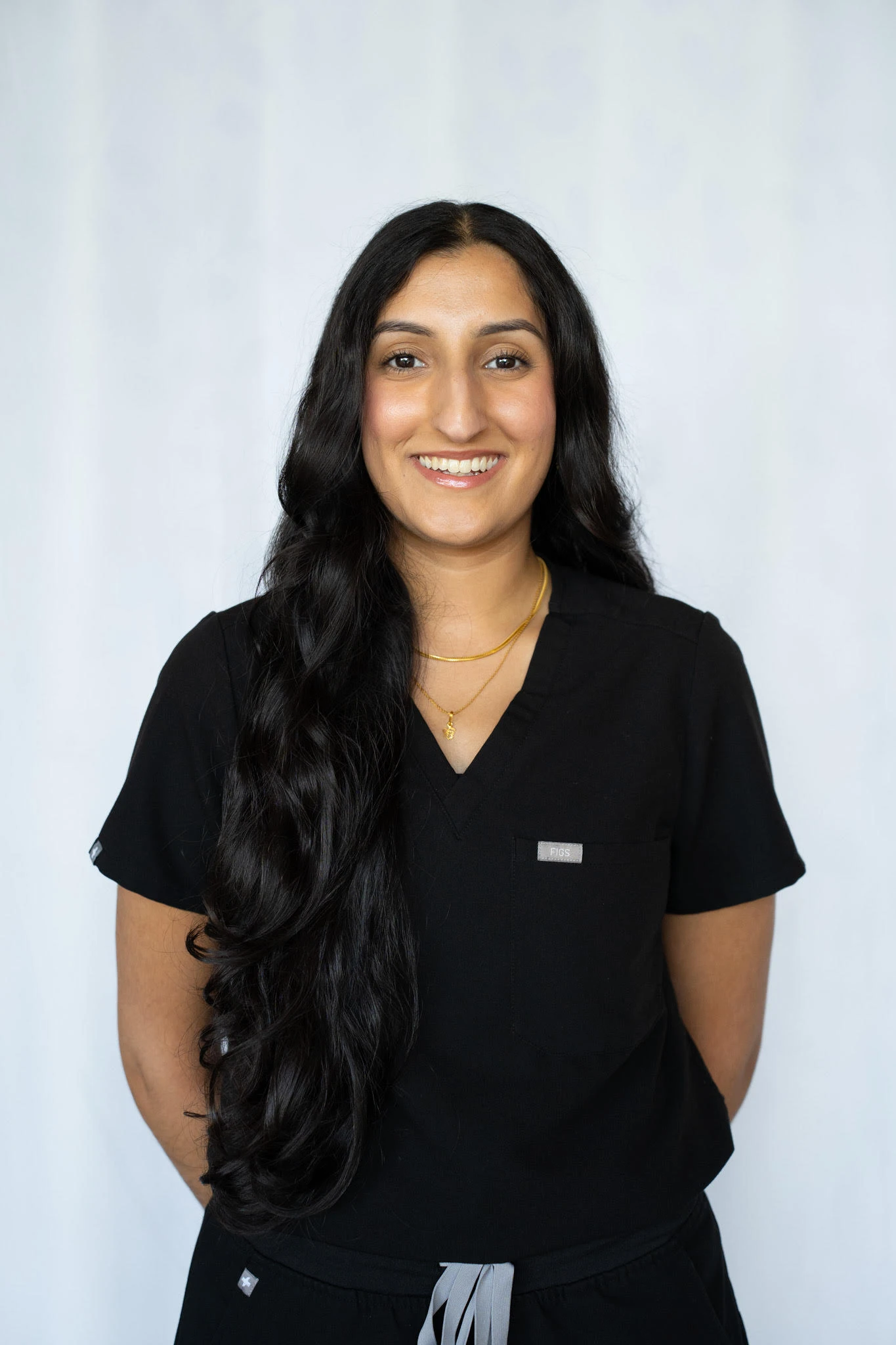 Simi Kaur, Nurse Injector (RN) From Honey Glow Health